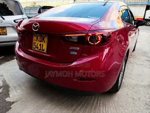 Mazda Axela 2016 Red