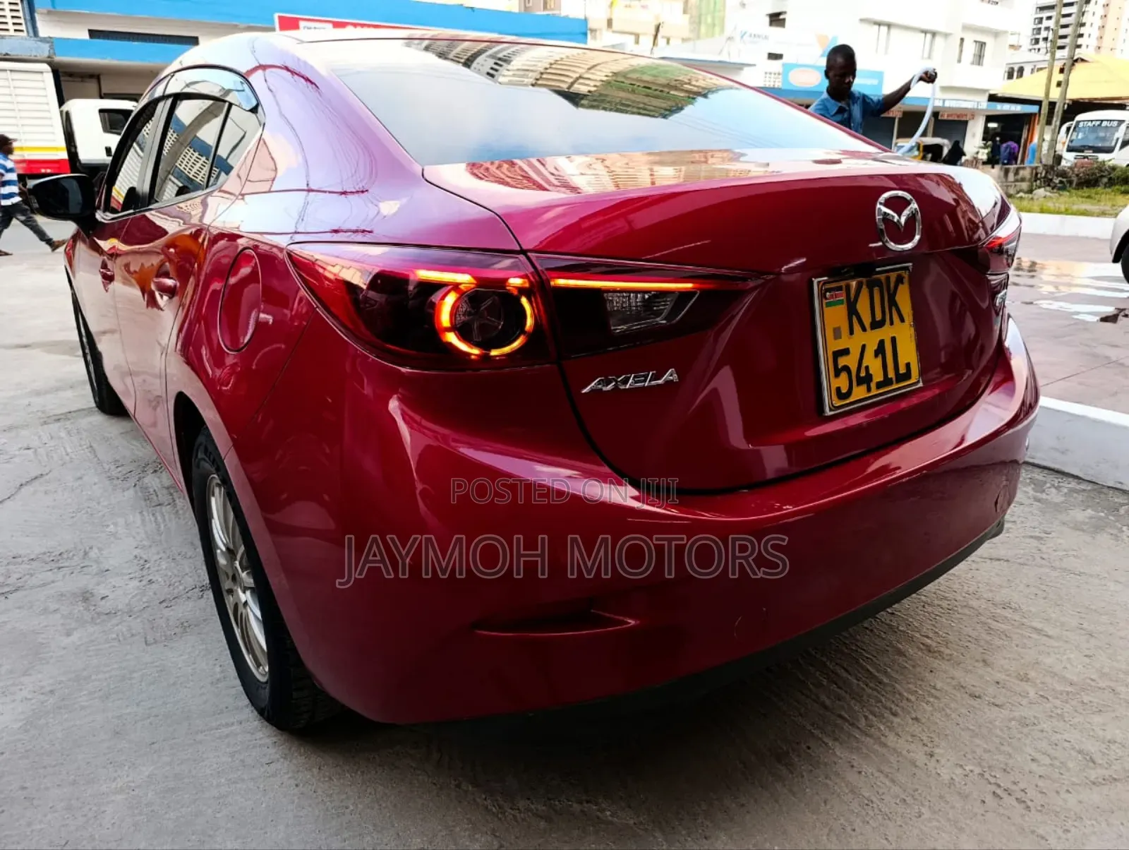 Mazda Axela 2016 Red