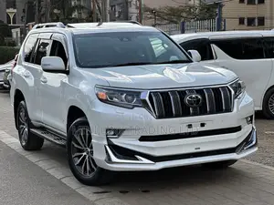 Toyota Land Cruiser Prado 2.8 2019 Pearl