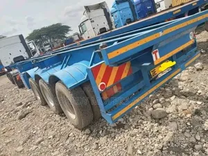 Flatbed Trailers Accessible for Jobs