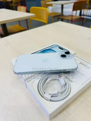 Apple iPhone 15 128 GB Gray