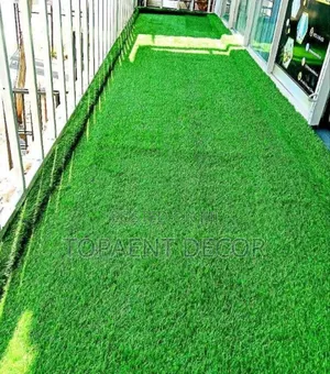 Lengthy Balcony Green Artificial Grass Carpet Easy to Maintain