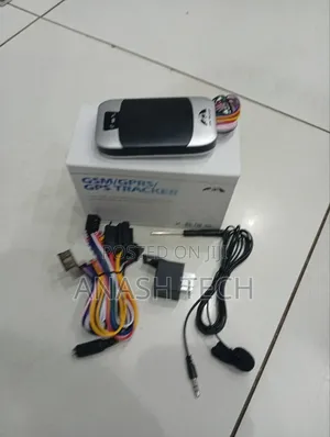 Handheld Tk303 GPRS GPS GSM Car Tracker Tracking Device