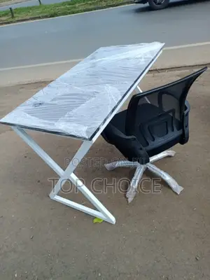 Best Quality Working Table and Mesh Chair