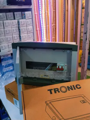 10ways Consumer Unit Tronic