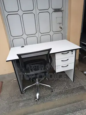 Digital Office Desk and Mesh