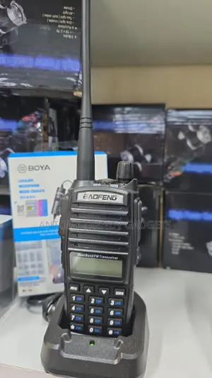 Baofeng Uv-82 Long Range Two-Way Radio Dual Band Walkie Talkie
