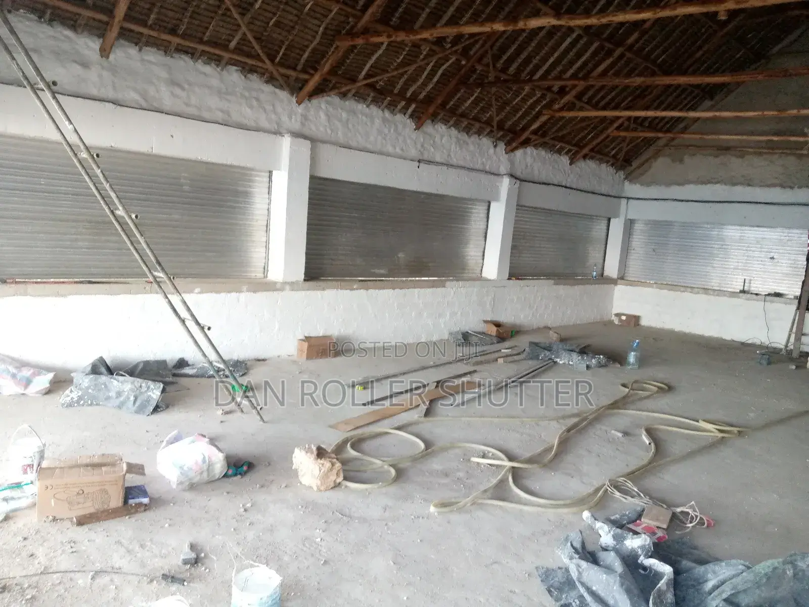 Aluminium Stalls Roller Shuttle Door