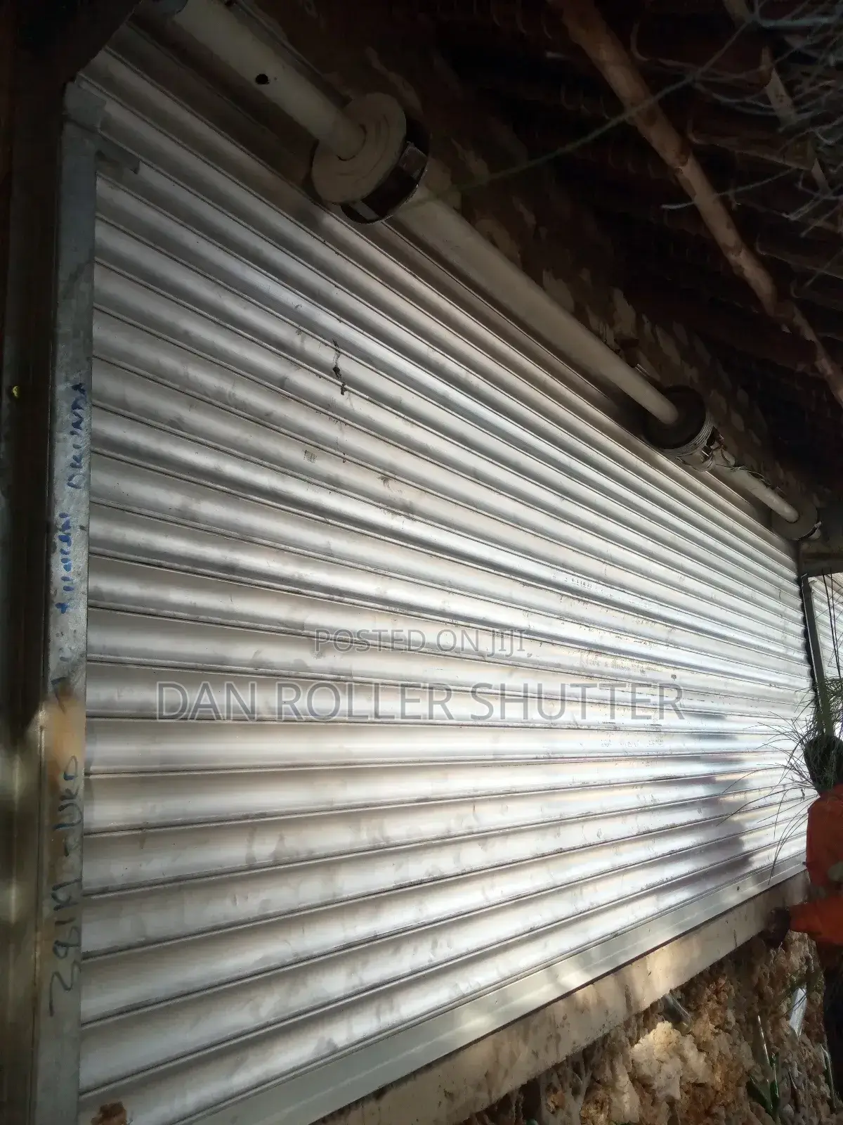 Aluminium Stalls Roller Shuttle Door