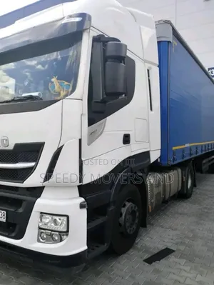 Transit Trailers Are All Available for Logistics Services