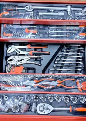 85pc Spanner Tool Set With Metal Box