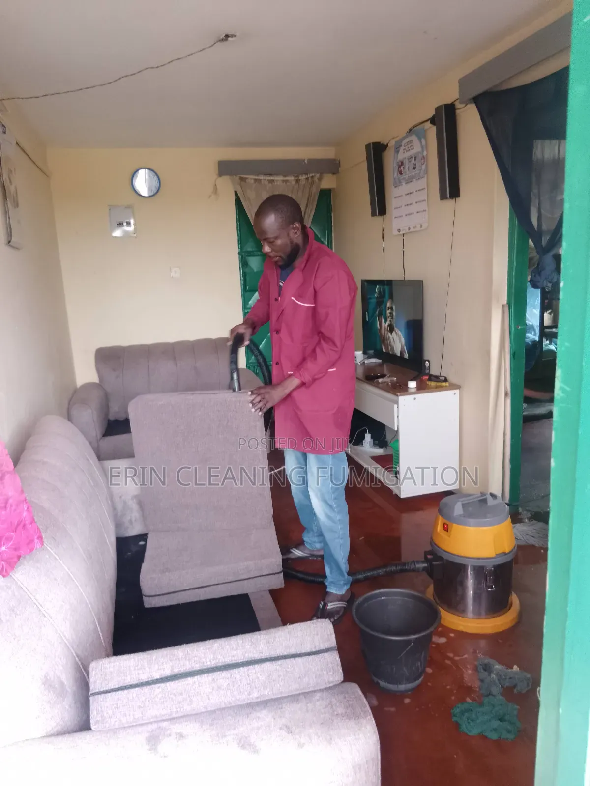 Reliable and Professional Sofa Cleaning Services
