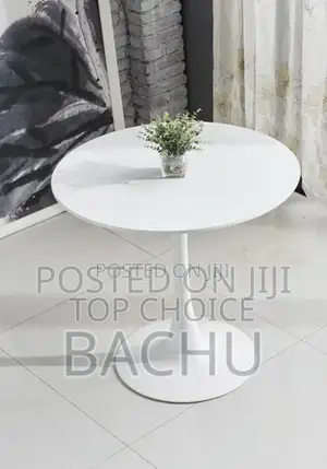 Scalable Outdoor Table