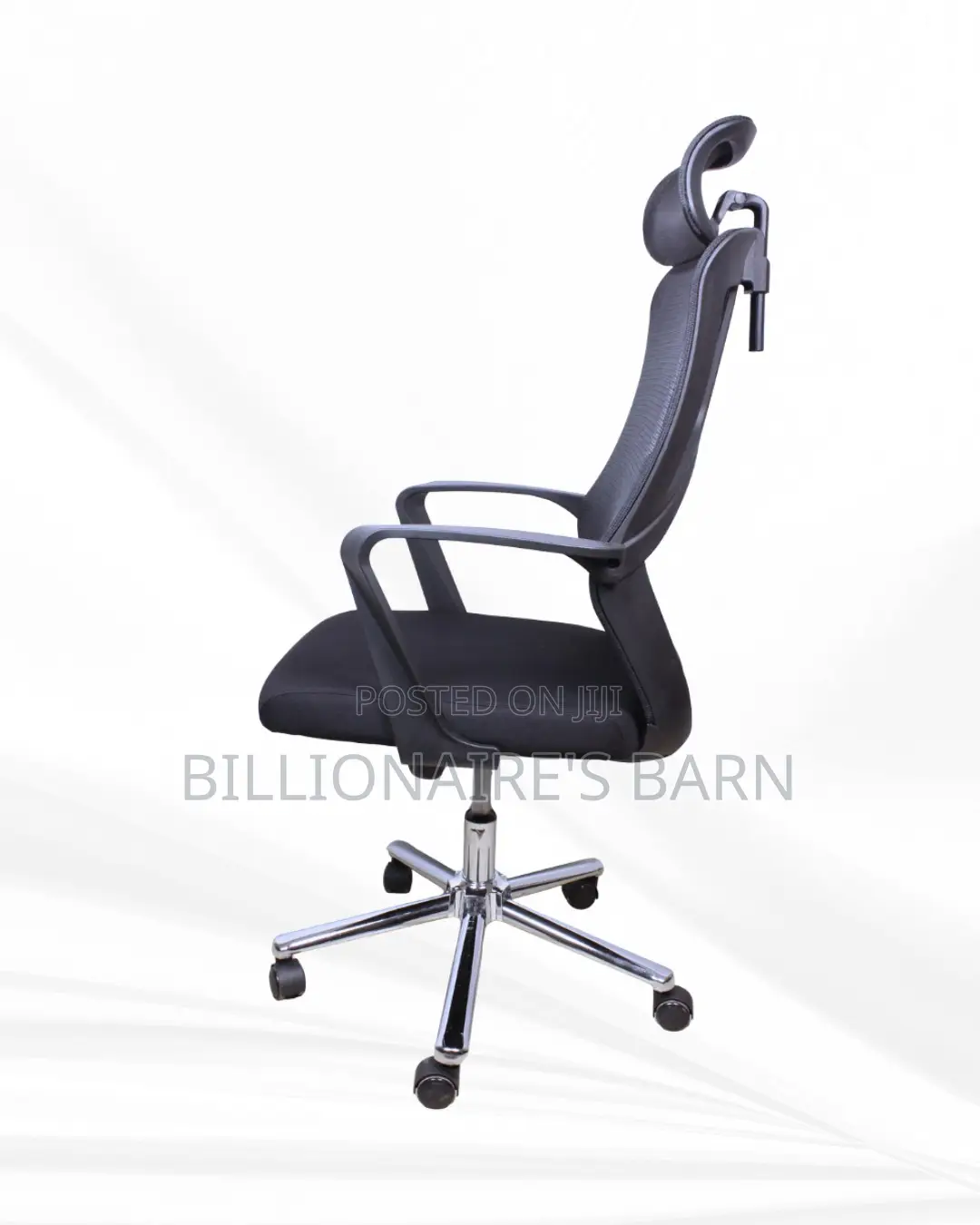 High Back Mesh Office Chair (Space-Saving) — Moving Fast