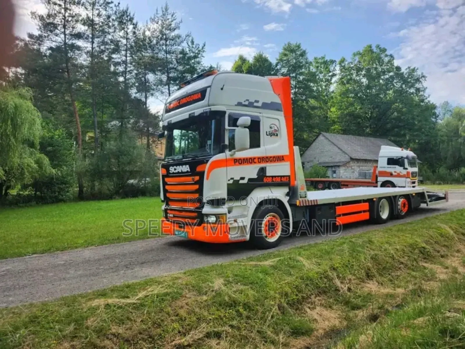 High Cube.Flat Bed Trailers at Hand for Load Delivery