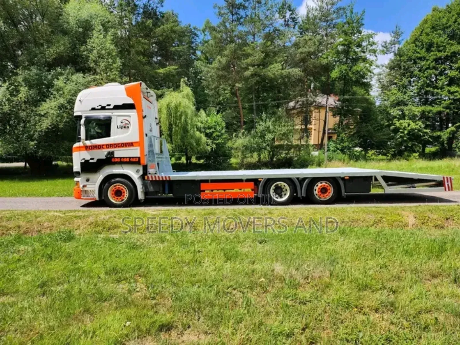 High Cube.Flat Bed Trailers at Hand for Load Delivery