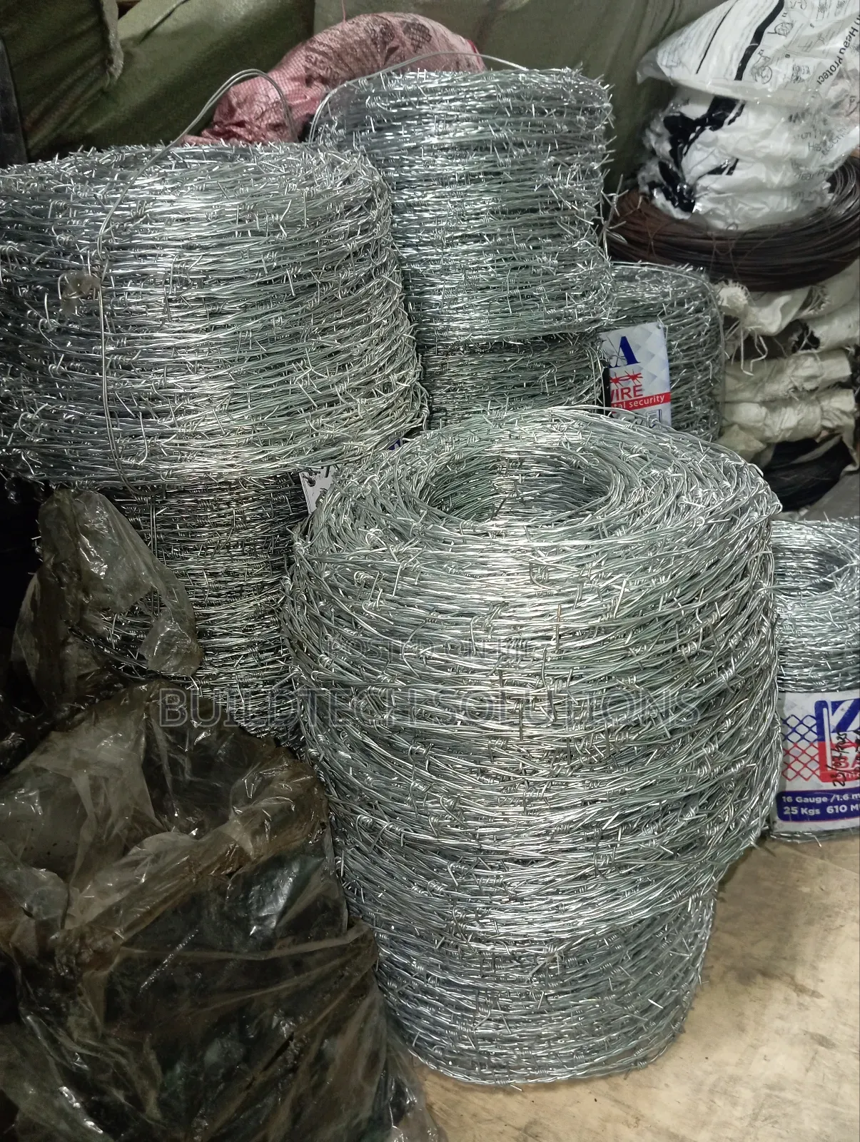 Barbed Wire 610 MTRS
