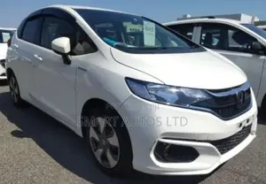 Honda Fit 2018 White