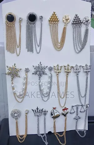 Chain Lapels Silver and Gold.