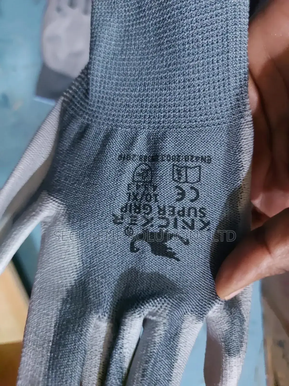 Nitrile-dipped Work Gloves.