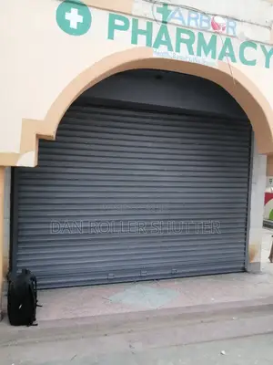 Fabricators and Installation Shutter Doors
