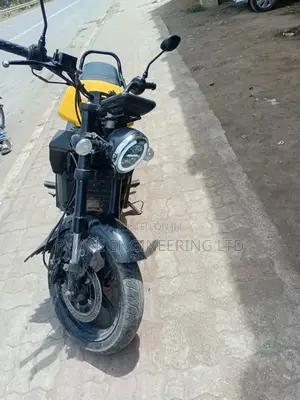 Motorcycle 2024 Yellow