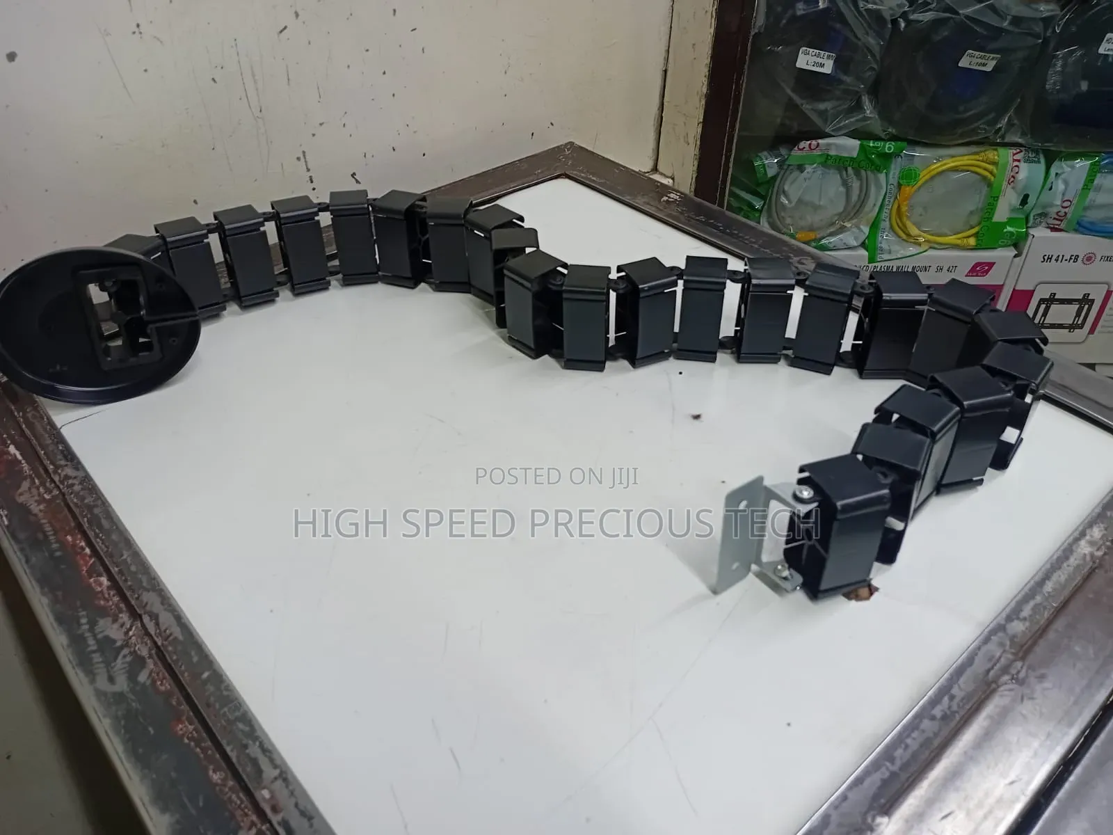 Cable Management (Snake Type) 1metre