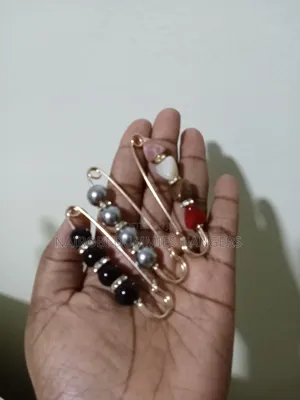 Fashionable Brooches