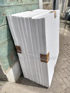 4ft by 4ft Styrofoam Sheets