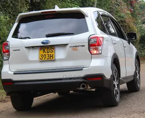 Subaru Forester 2017 White