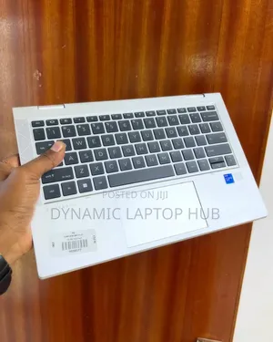 Laptop HP EliteBook 830 G8 32GB Intel Core I7 SSD 256GB