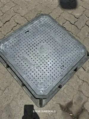40t Heavy-Duty Composite Manhole Cover (Lockable).
