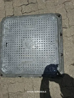 40t Heavy-Duty Composite Manhole Cover (Lockable).