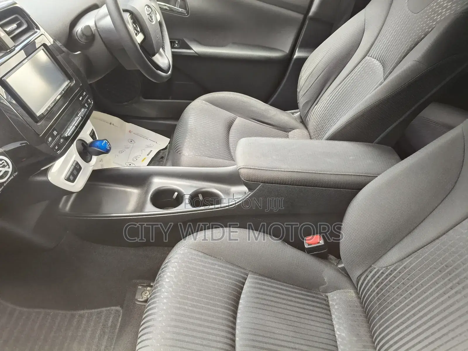 Toyota Prius 2018 White