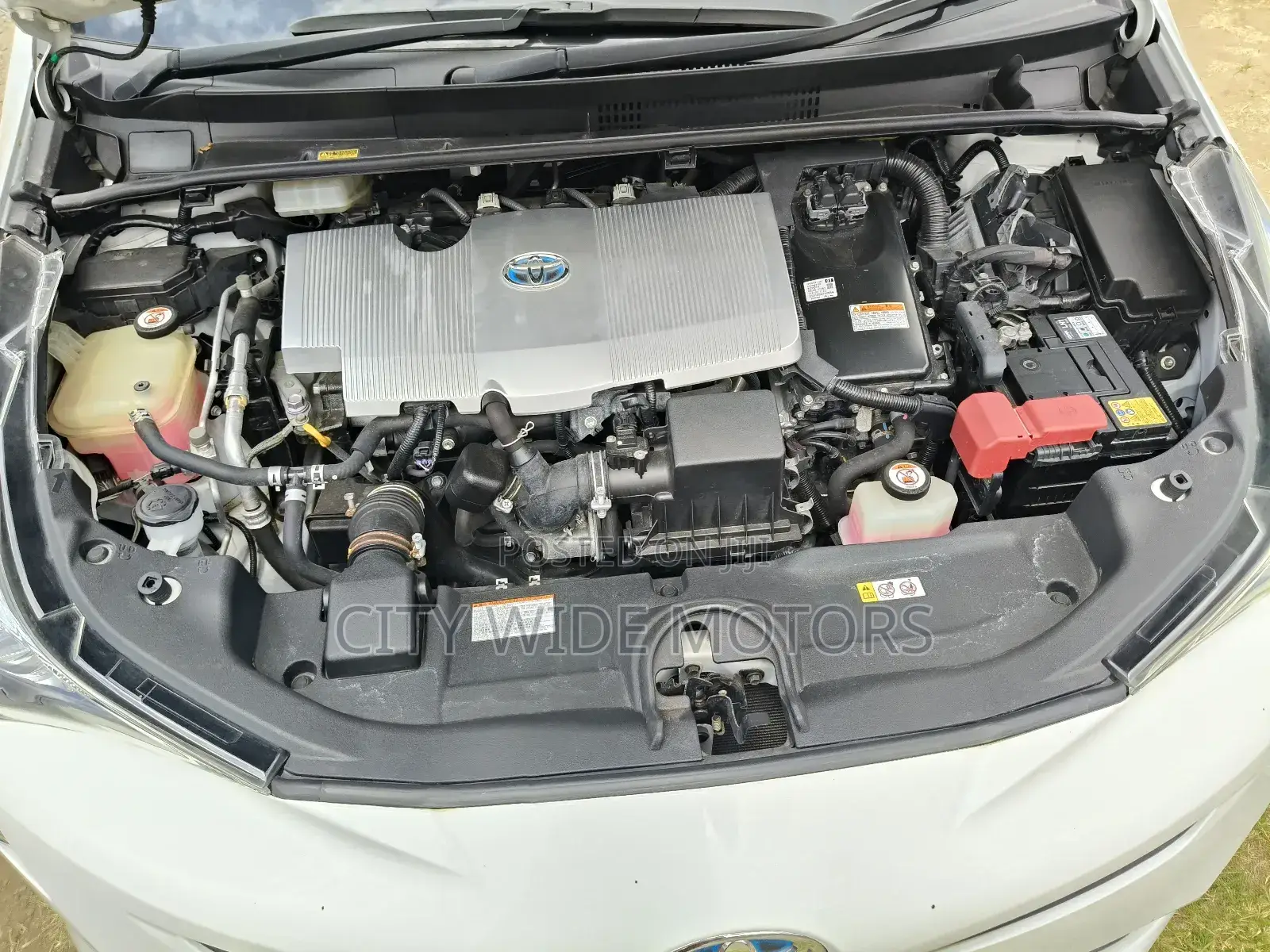Toyota Prius 2018 White
