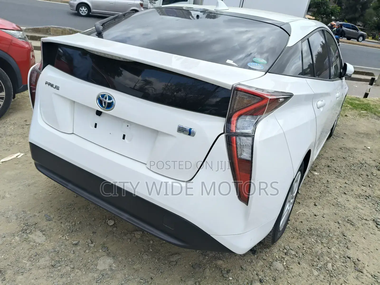Toyota Prius 2018 White