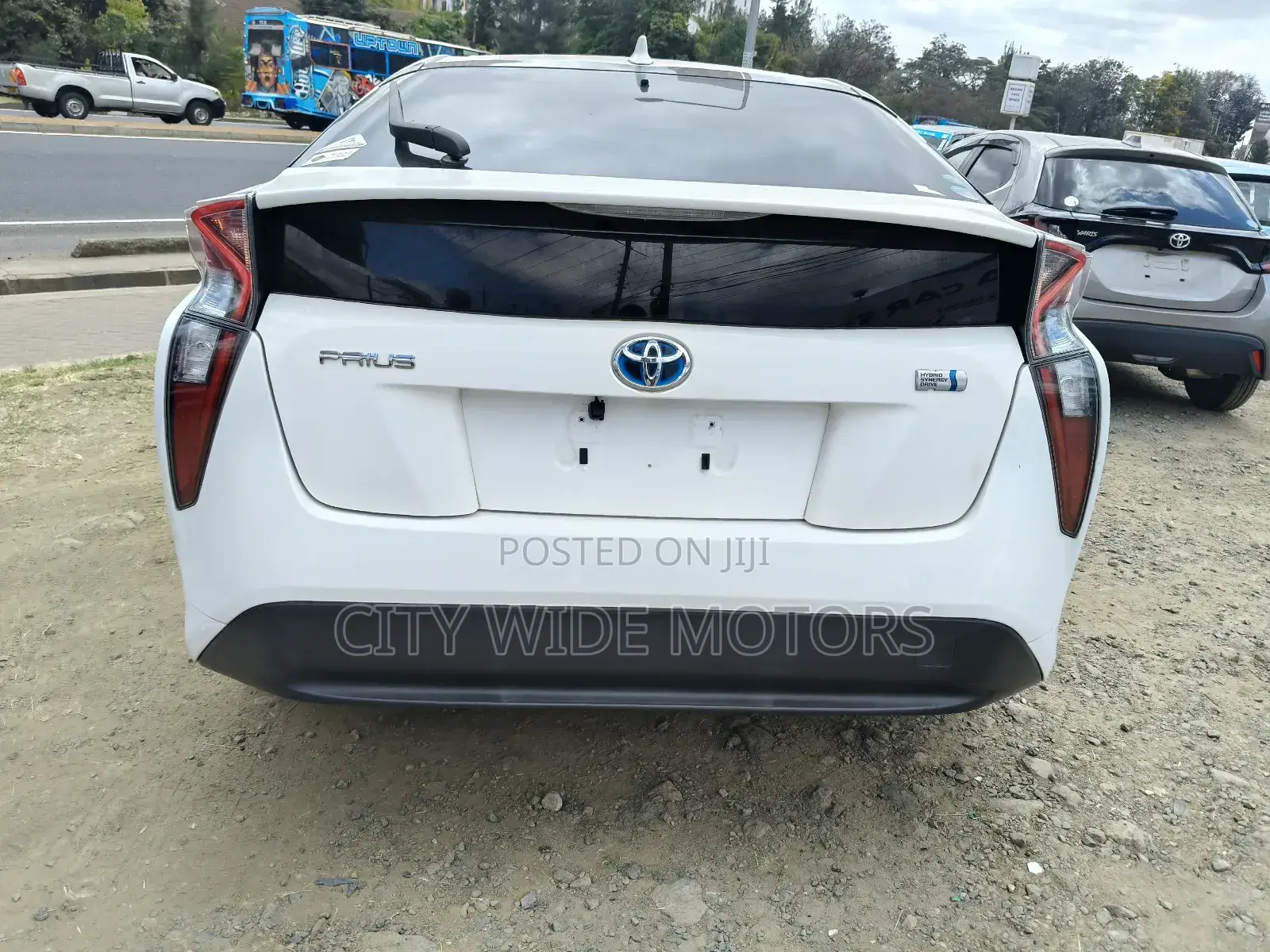 Toyota Prius 2018 White