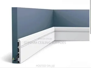 Pu Skirting