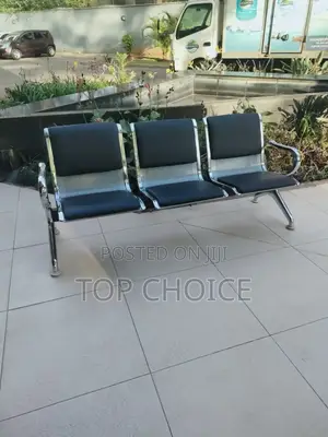 Sustainable Waiting Chair