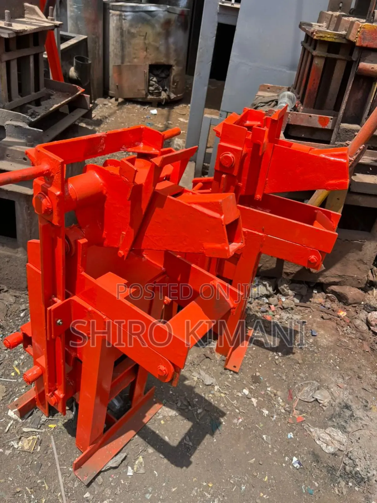 Manual Interlocking Brick Machine – Durable