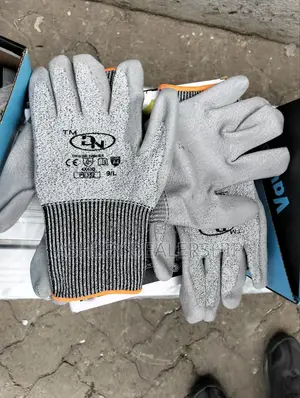 Cut-restitant Safety Gloves
