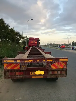 Containerised.Flatbed Trailers for Hauliers Are Accessible