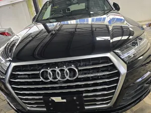 Audi Q7 2018 Black