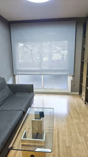 Stylish Sunscreen Roller Blinds – Transform Your Windows Instantly