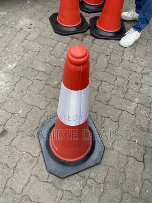 Safety Cones/ Road Cones/Construction Cones