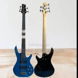 Ibanez Gio Grg 121dx Passive 5 Strings Bass Guitar ( Blue )