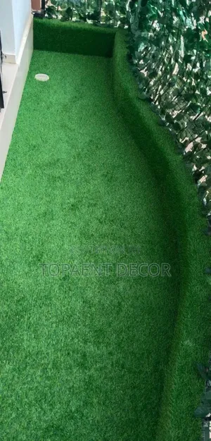 40mm Spacious and Curved Balcony Artificial Grass Carpet
