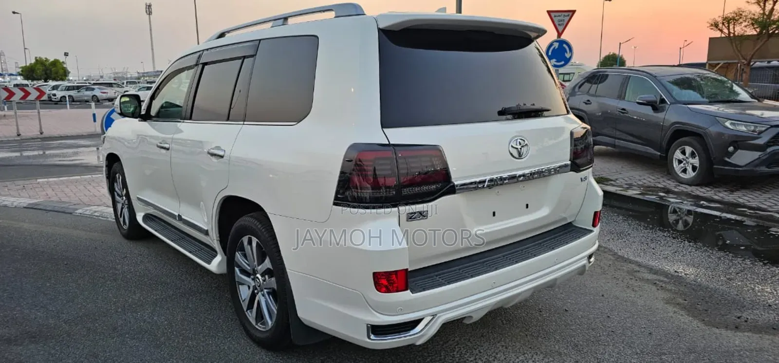 Toyota Land Cruiser 2017 Pearl