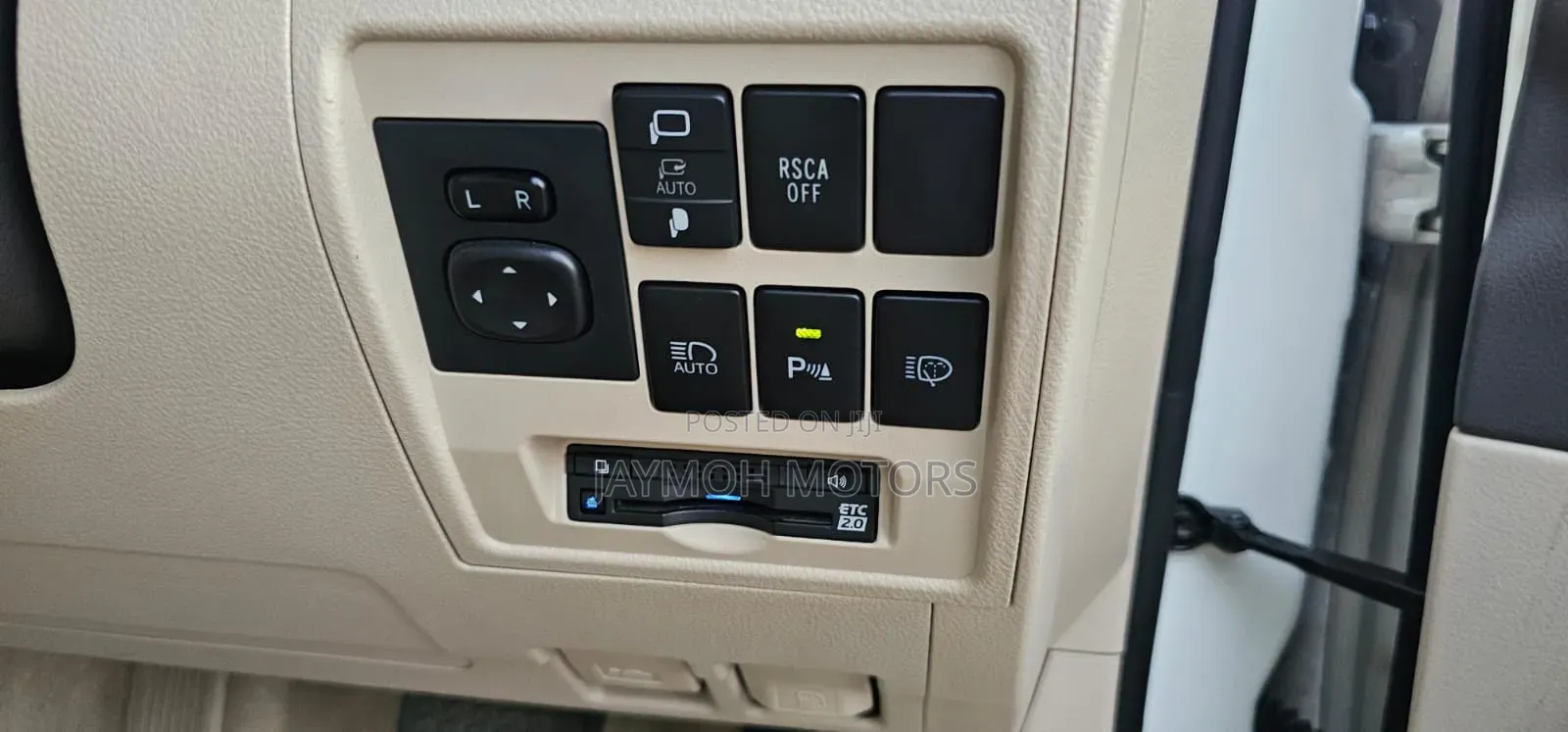 Toyota Land Cruiser 2017 Pearl