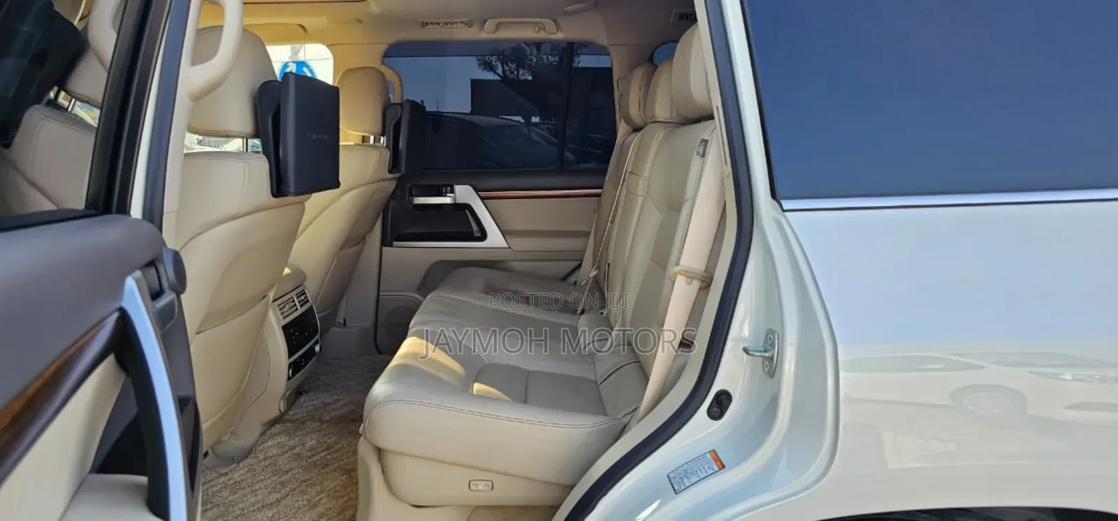 Toyota Land Cruiser 2017 Pearl
